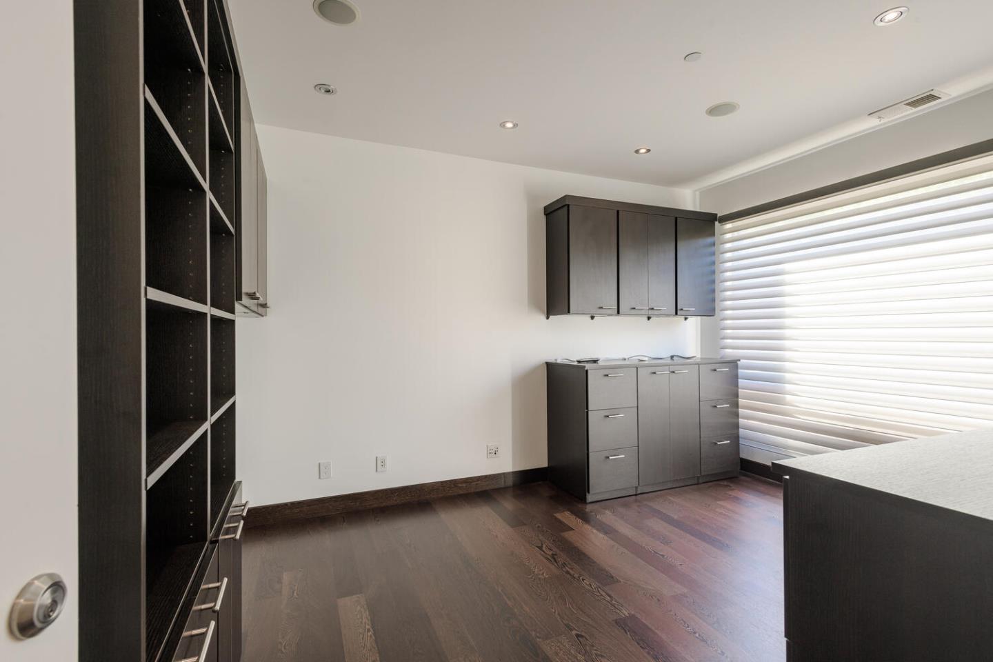 Detail Gallery Image 48 of 66 For 2510 Skyfarm Dr, Hillsborough,  CA 94010 - 5 Beds | 4/1 Baths