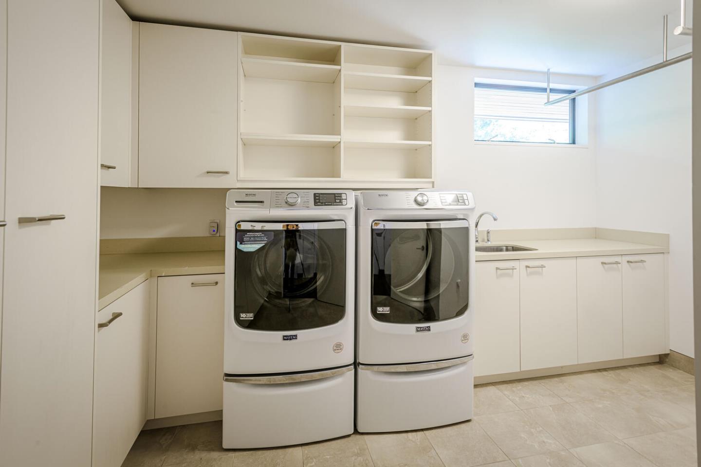 Detail Gallery Image 51 of 66 For 2510 Skyfarm Dr, Hillsborough,  CA 94010 - 5 Beds | 4/1 Baths