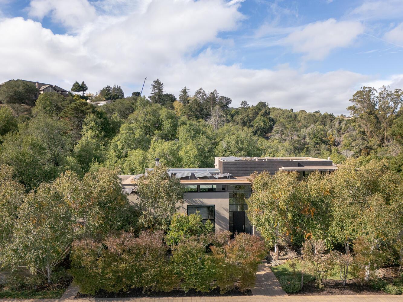 Detail Gallery Image 61 of 66 For 2510 Skyfarm Dr, Hillsborough,  CA 94010 - 5 Beds | 4/1 Baths