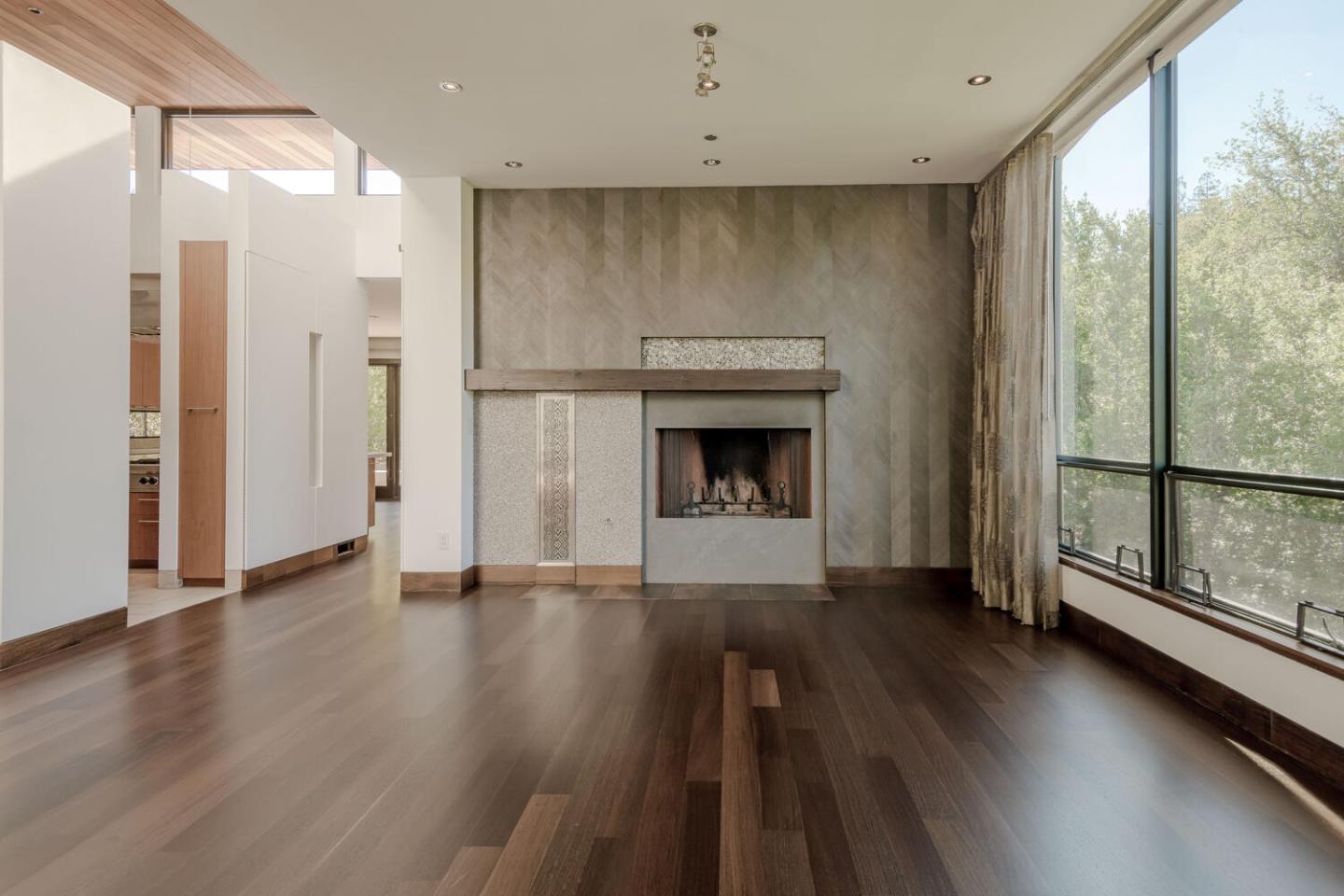 Detail Gallery Image 8 of 66 For 2510 Skyfarm Dr, Hillsborough,  CA 94010 - 5 Beds | 4/1 Baths