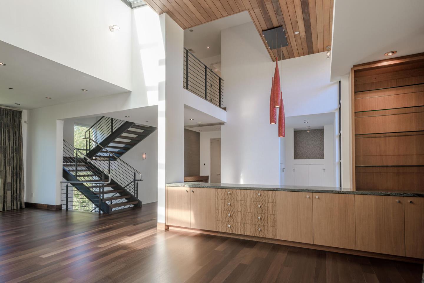 Detail Gallery Image 9 of 66 For 2510 Skyfarm Dr, Hillsborough,  CA 94010 - 5 Beds | 4/1 Baths