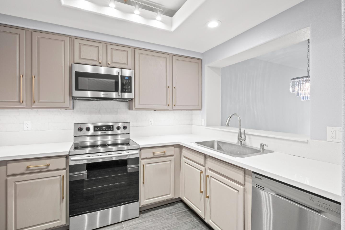 Detail Gallery Image 15 of 33 For 144 S 3rd St #320,  San Jose,  CA 95112 - 1 Beds | 1 Baths