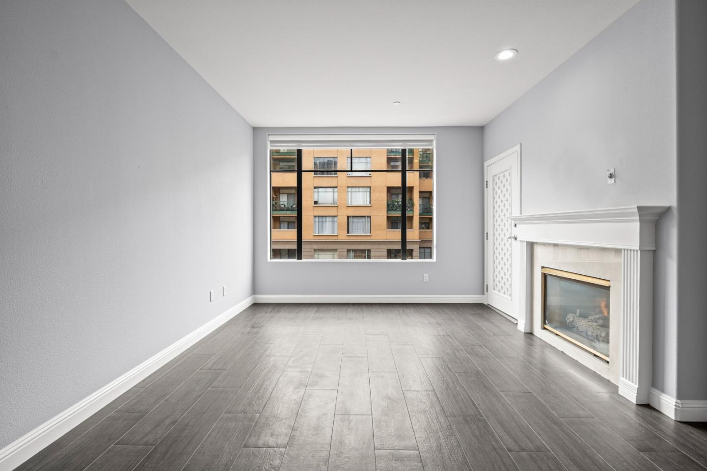 Detail Gallery Image 4 of 33 For 144 S 3rd St #320,  San Jose,  CA 95112 - 1 Beds | 1 Baths