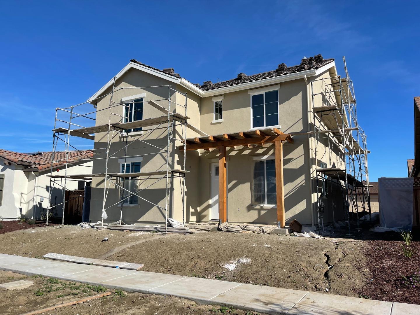 Detail Gallery Image 3 of 15 For 790 Livingston Ave, King City,  CA 93930 - 3 Beds | 2/1 Baths