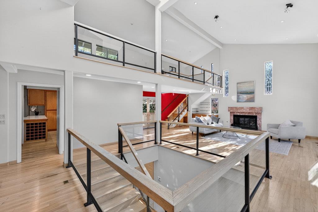 Detail Gallery Image 15 of 72 For 4051 Los Altos Dr, Pebble Beach,  CA 93953 - 3 Beds | 3/1 Baths