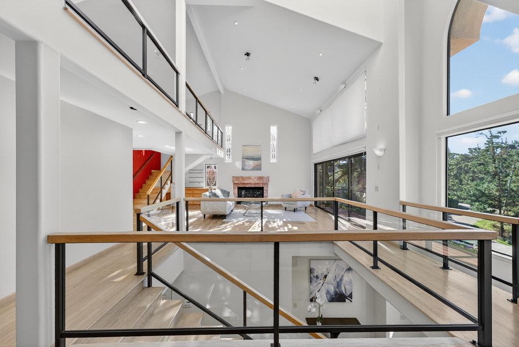 Detail Gallery Image 16 of 72 For 4051 Los Altos Dr, Pebble Beach,  CA 93953 - 3 Beds | 3/1 Baths