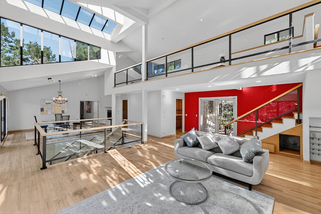 Detail Gallery Image 19 of 72 For 4051 Los Altos Dr, Pebble Beach,  CA 93953 - 3 Beds | 3/1 Baths