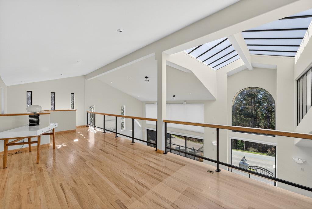 Detail Gallery Image 29 of 72 For 4051 Los Altos Dr, Pebble Beach,  CA 93953 - 3 Beds | 3/1 Baths