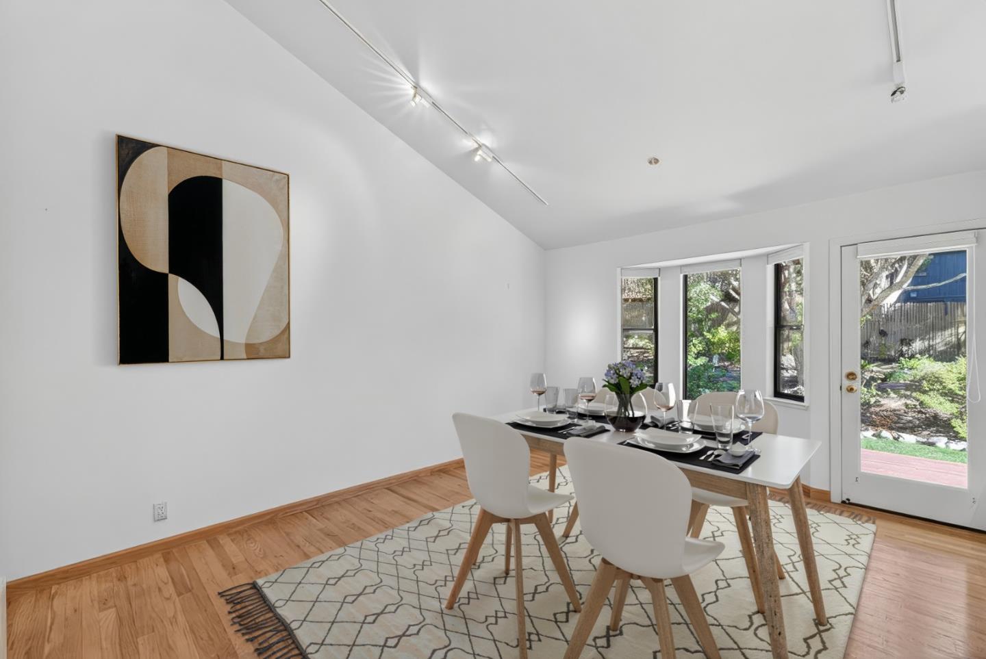 Detail Gallery Image 31 of 72 For 4051 Los Altos Dr, Pebble Beach,  CA 93953 - 3 Beds | 3/1 Baths