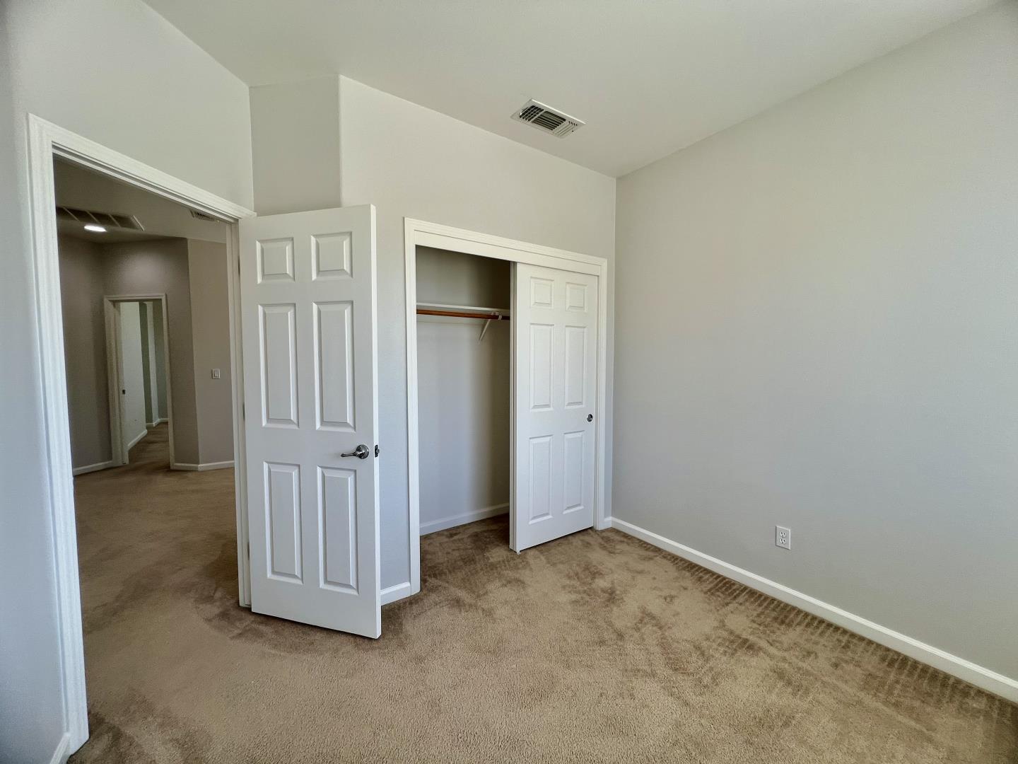 Detail Gallery Image 12 of 32 For 2364 River Rock Dr, Merced,  CA 95340 - 4 Beds | 3 Baths