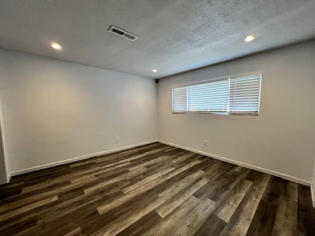 Detail Gallery Image 10 of 19 For 17 Blossom Dr, Watsonville,  CA 95076 - 3 Beds | 2 Baths