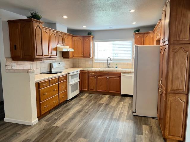 Detail Gallery Image 3 of 19 For 17 Blossom Dr, Watsonville,  CA 95076 - 3 Beds | 2 Baths