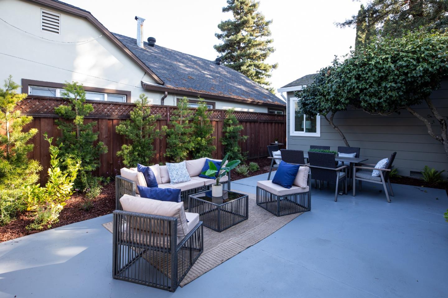 Detail Gallery Image 10 of 20 For 1833 Brittan Ave, San Carlos,  CA 94070 - 2 Beds | 1 Baths