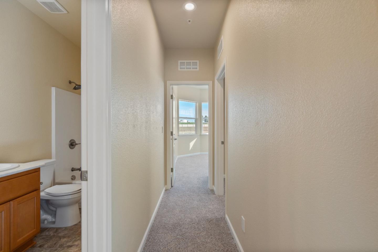 Detail Gallery Image 21 of 35 For 779 Aurora Way, King City,  CA 93930 - 4 Beds | 2 Baths