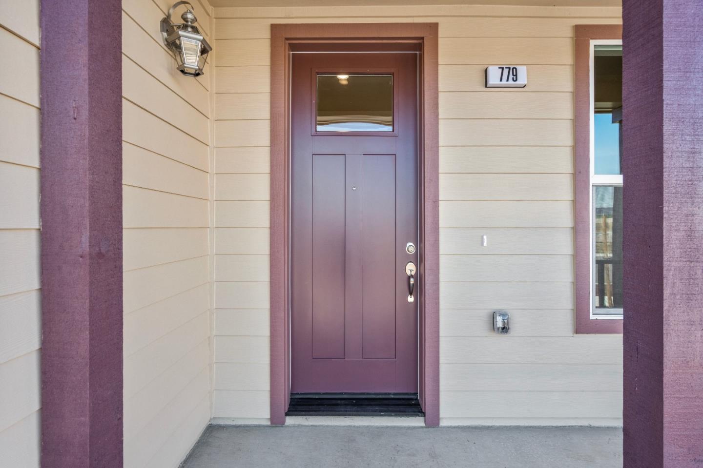 Detail Gallery Image 7 of 35 For 779 Aurora Way, King City,  CA 93930 - 4 Beds | 2 Baths