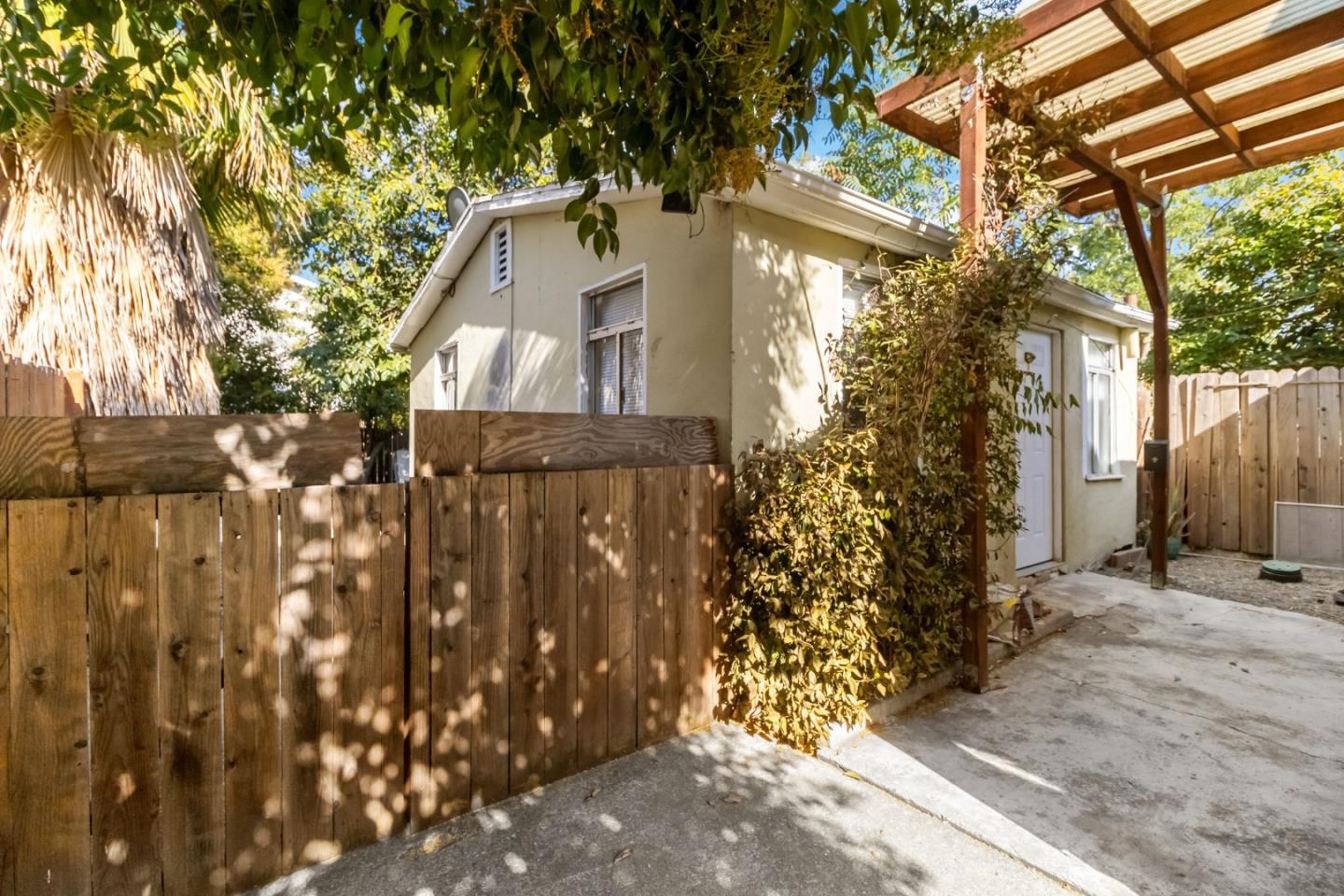 Detail Gallery Image 9 of 12 For 436 N 7th St, San Jose,  CA 95112 - 3 Beds | 2 Baths
