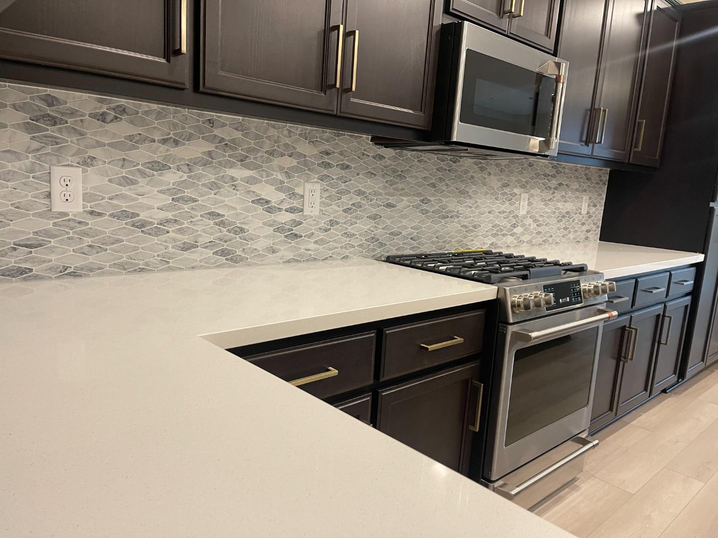 Detail Gallery Image 4 of 6 For 2513 Lake Club Dr, Fairfield,  CA 94533 - 4 Beds | 3/1 Baths