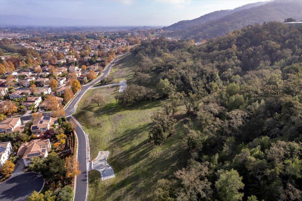 Detail Gallery Image 16 of 21 For 2894 Berwick Ave, Gilroy,  CA 95020 - – Beds | – Baths