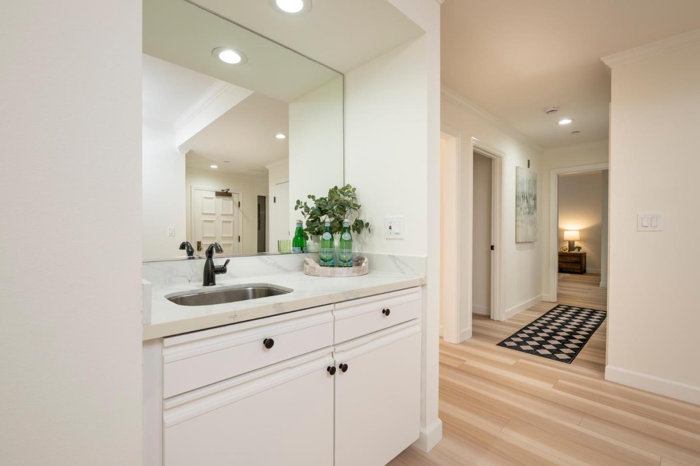Detail Gallery Image 14 of 47 For 10 9th Ave #206,  San Mateo,  CA 94401 - 2 Beds | 2 Baths