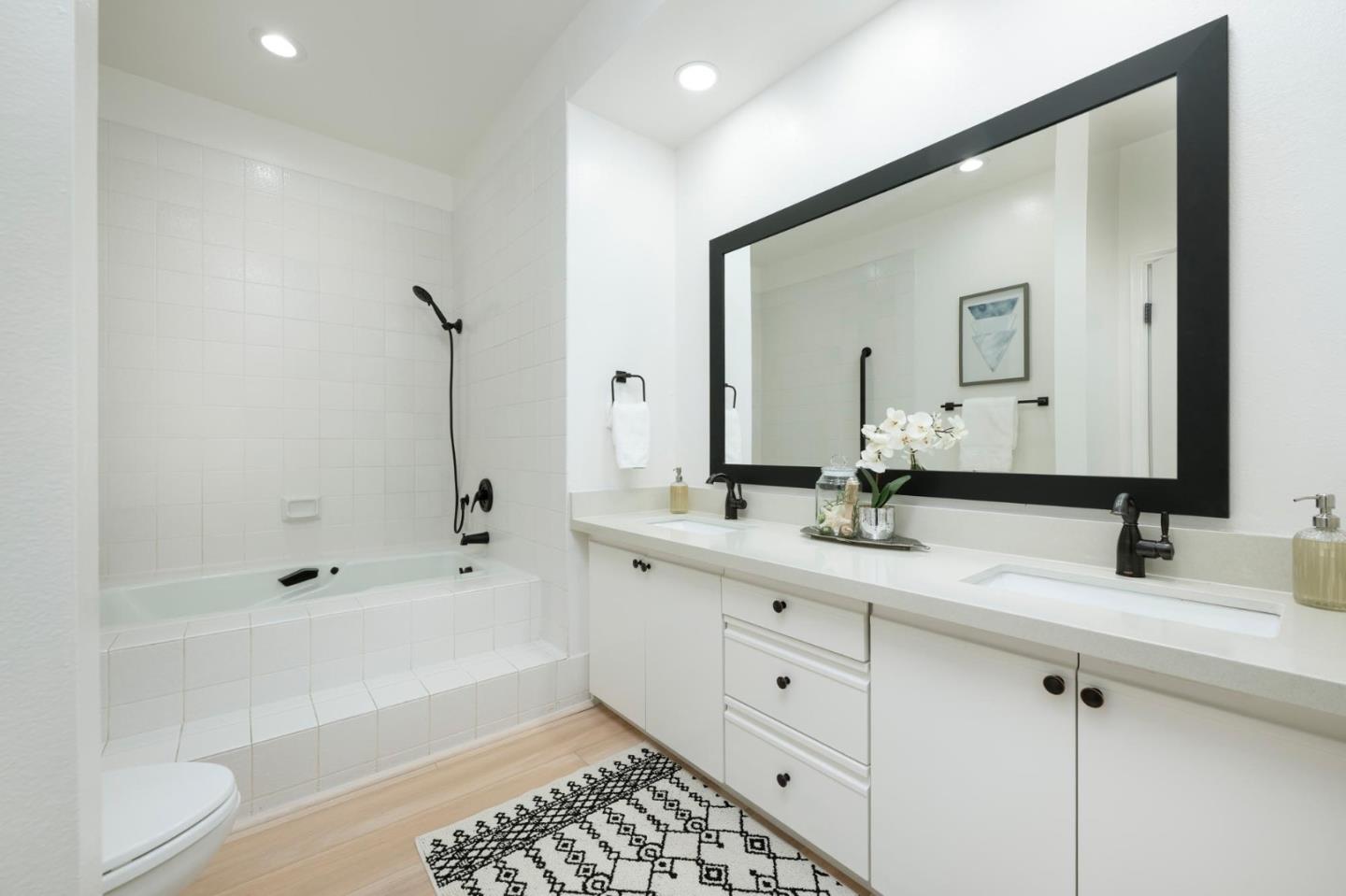 Detail Gallery Image 27 of 47 For 10 9th Ave #206,  San Mateo,  CA 94401 - 2 Beds | 2 Baths