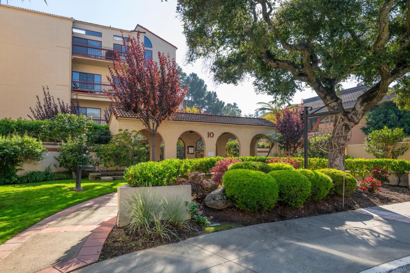 Detail Gallery Image 3 of 47 For 10 9th Ave #206,  San Mateo,  CA 94401 - 2 Beds | 2 Baths