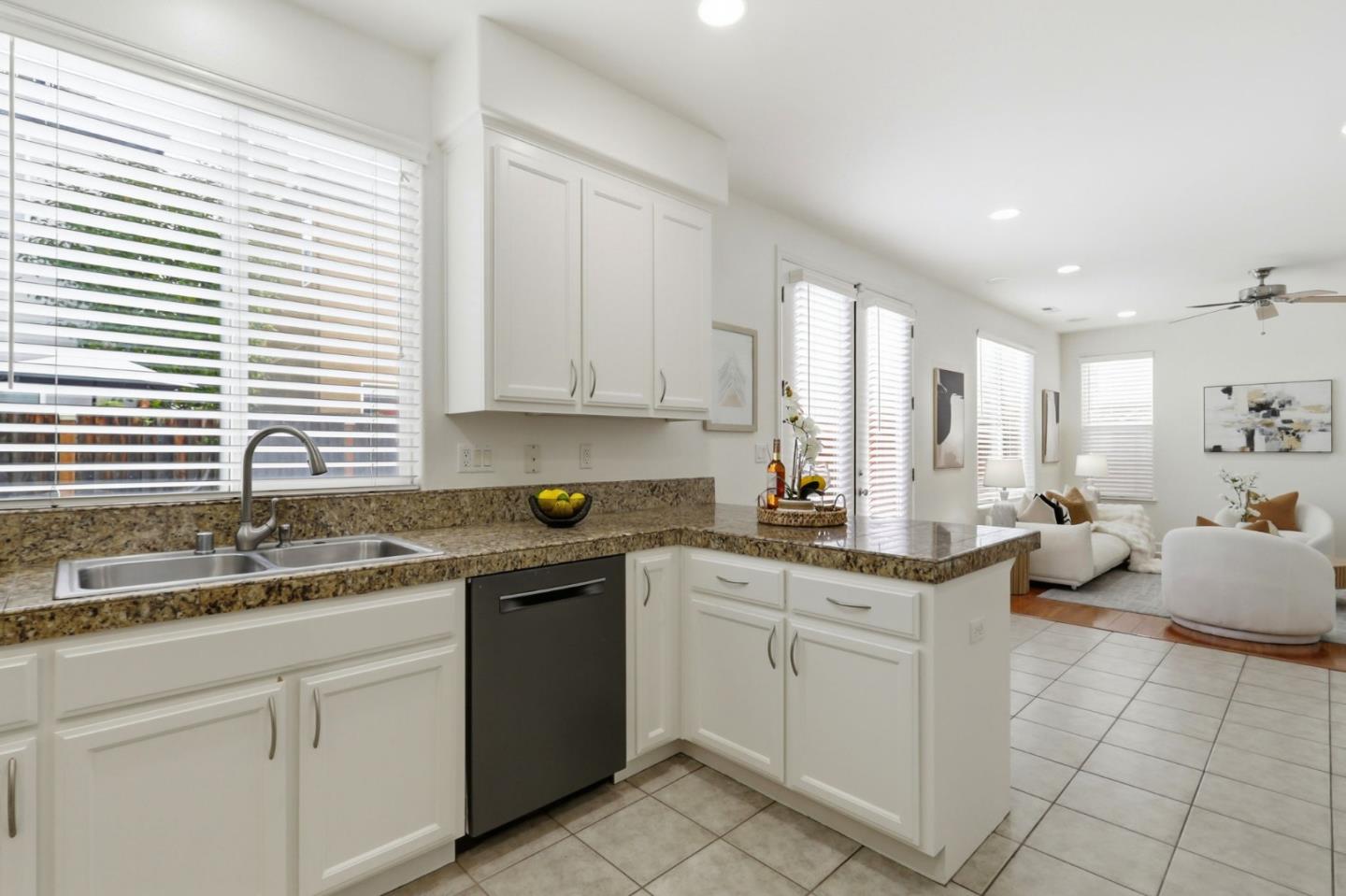 Detail Gallery Image 17 of 51 For 4790 Canela Way, San Jose,  CA 95136 - 4 Beds | 2/1 Baths