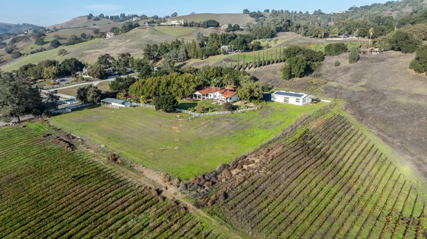 Detail Gallery Image 10 of 142 For 2310 Diana Ave, Morgan Hill,  CA 95037 - 4 Beds | 2 Baths