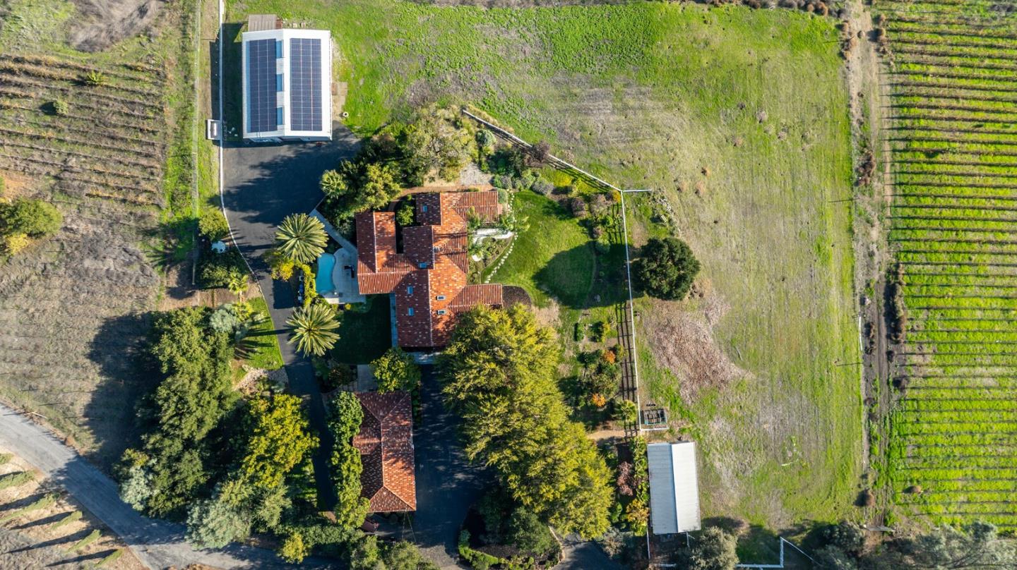 Detail Gallery Image 8 of 142 For 2310 Diana Ave, Morgan Hill,  CA 95037 - 4 Beds | 2 Baths