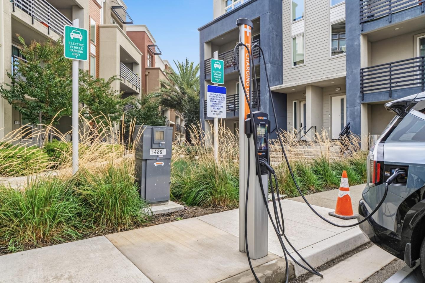 Detail Gallery Image 30 of 35 For 5406 Saffron Way, Dublin,  CA 94568 - 3 Beds | 3 Baths