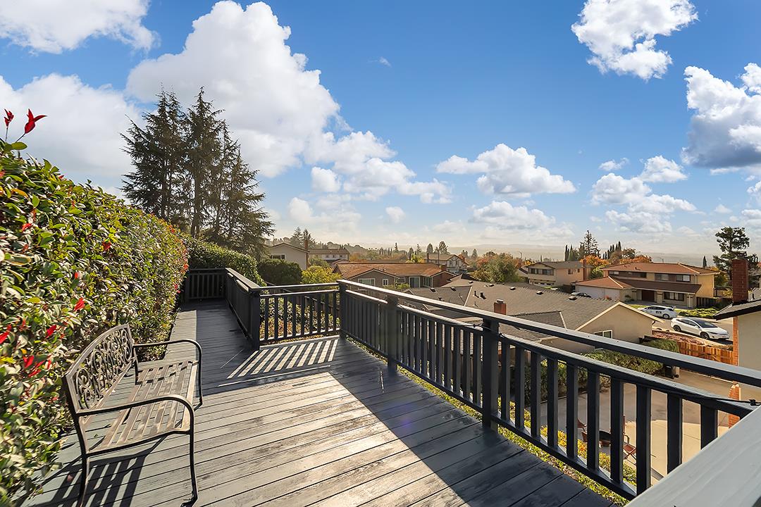 Detail Gallery Image 35 of 48 For 2984 Springbrook Ct, San Jose,  CA 95148 - 4 Beds | 2/1 Baths