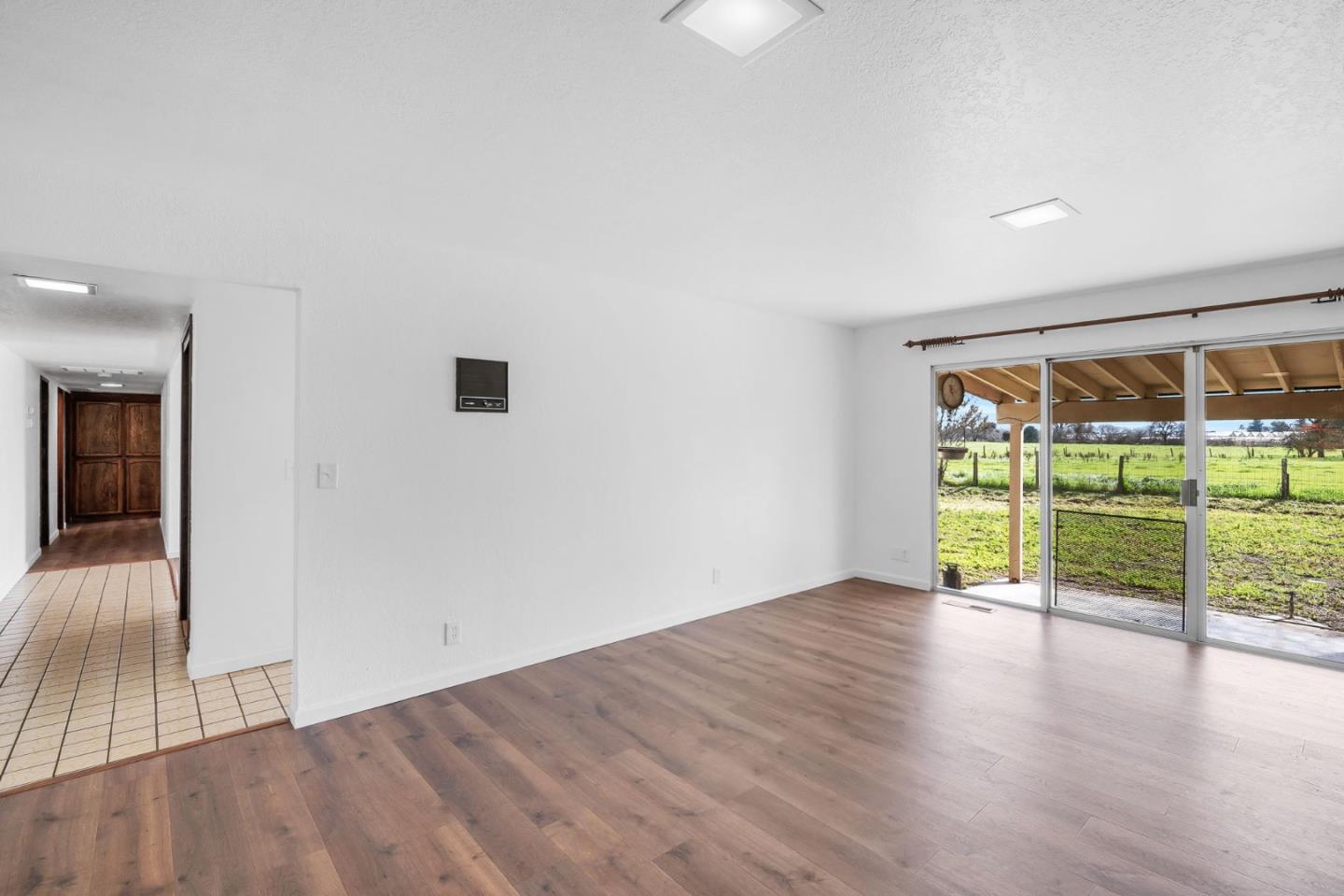 Detail Gallery Image 23 of 58 For 2800 Dryden Ave, Gilroy,  CA 95020 - 4 Beds | 2/1 Baths