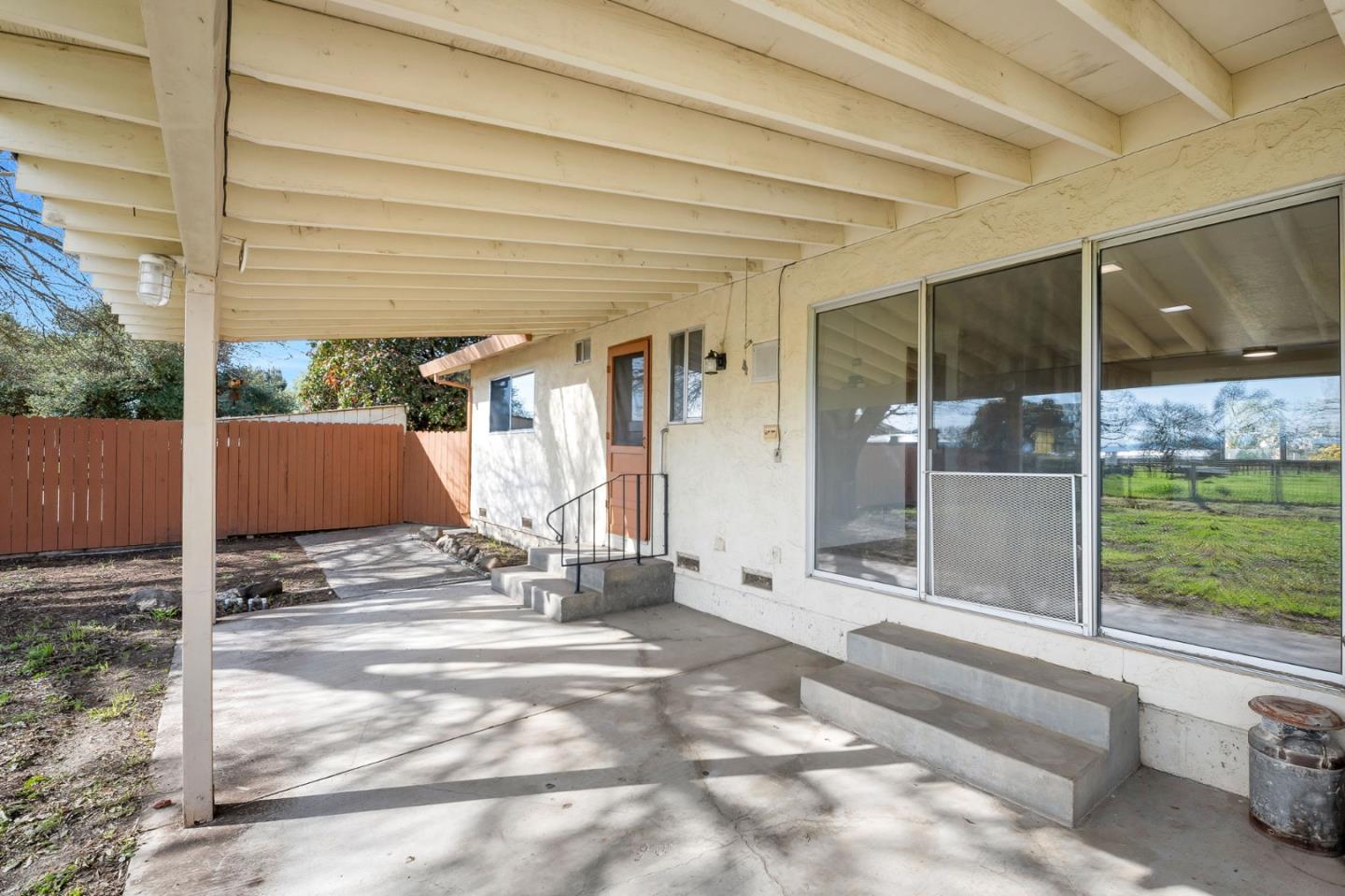 Detail Gallery Image 35 of 58 For 2800 Dryden Ave, Gilroy,  CA 95020 - 4 Beds | 2/1 Baths