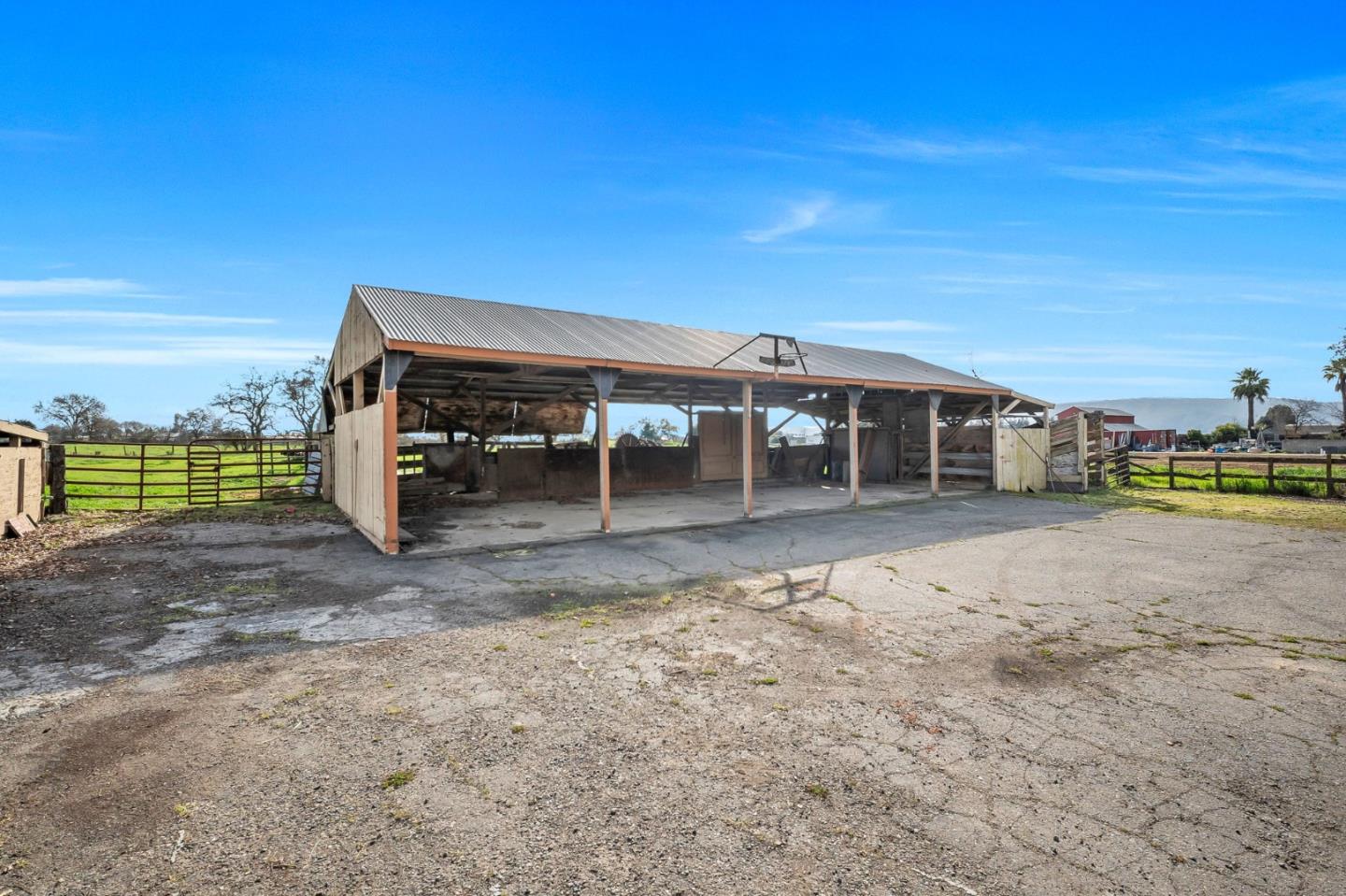 Detail Gallery Image 51 of 58 For 2800 Dryden Ave, Gilroy,  CA 95020 - 4 Beds | 2/1 Baths