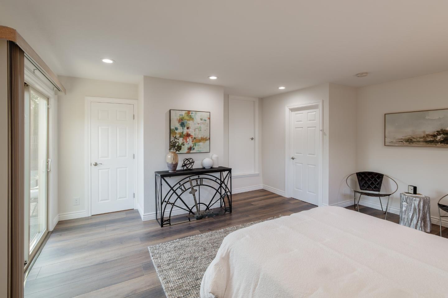 Detail Gallery Image 23 of 32 For 2331 Buena Vista Ave, Belmont,  CA 94002 - 4 Beds | 3 Baths