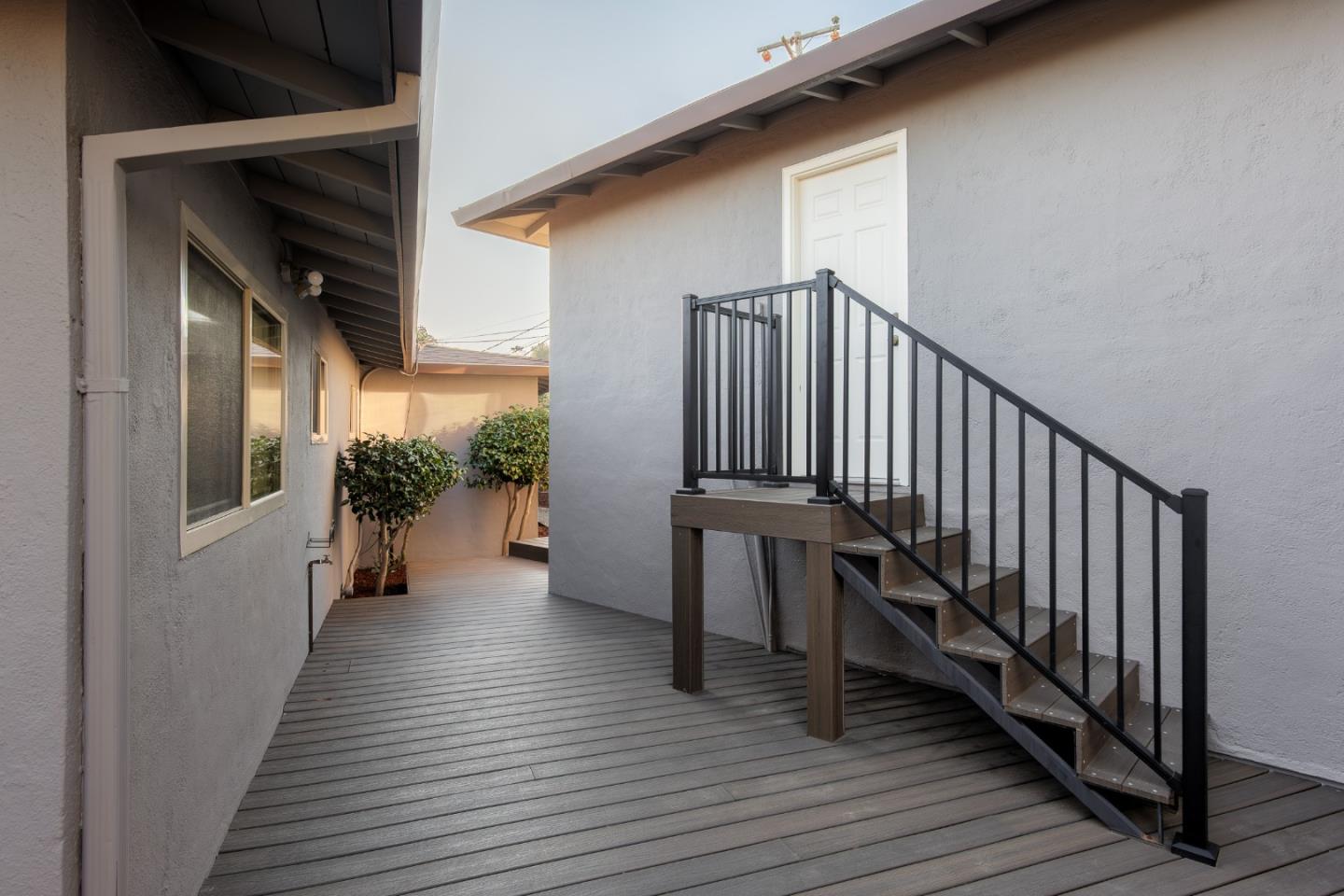 Detail Gallery Image 29 of 32 For 2331 Buena Vista Ave, Belmont,  CA 94002 - 4 Beds | 3 Baths