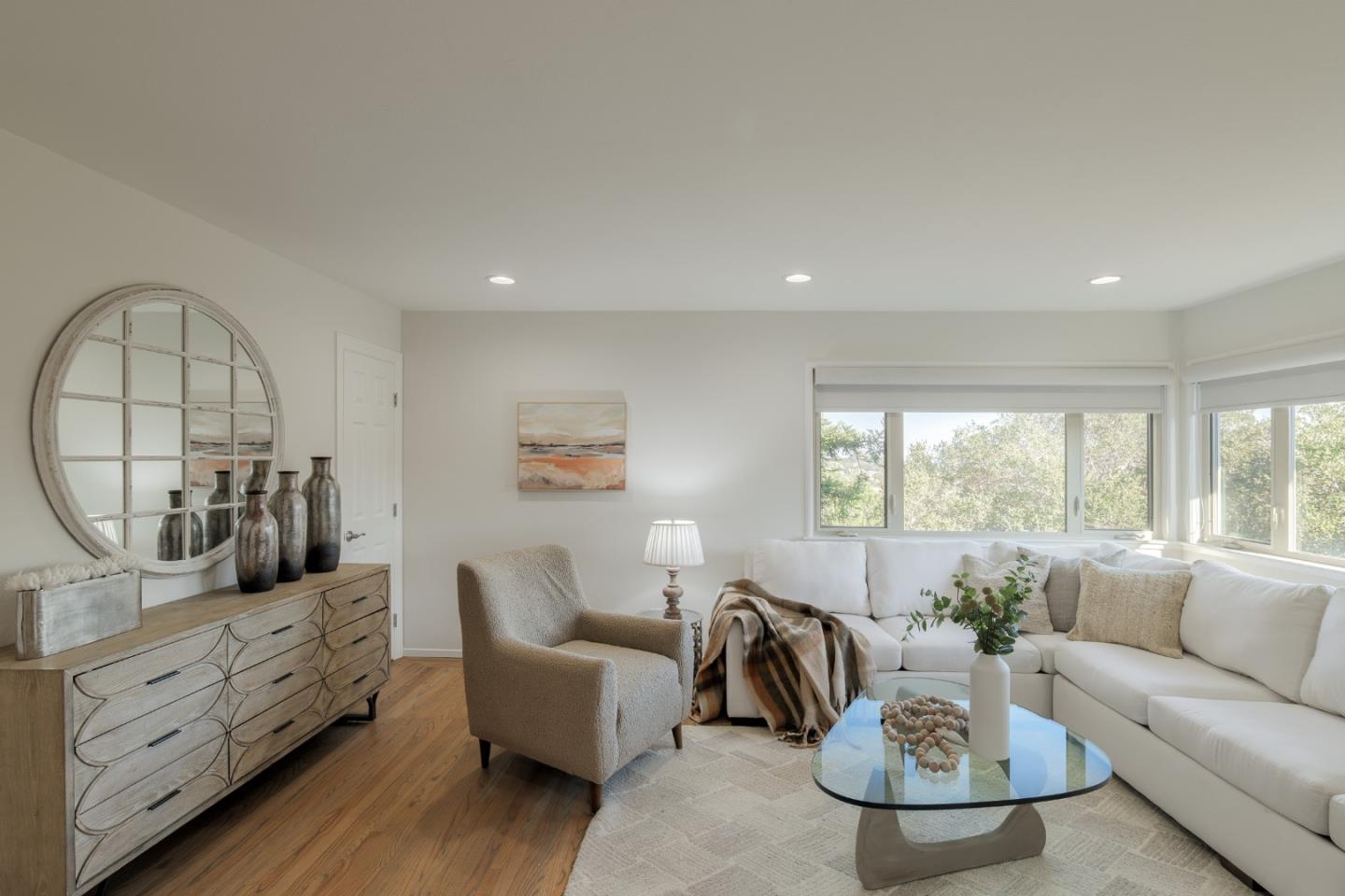 Detail Gallery Image 5 of 32 For 2331 Buena Vista Ave, Belmont,  CA 94002 - 4 Beds | 3 Baths