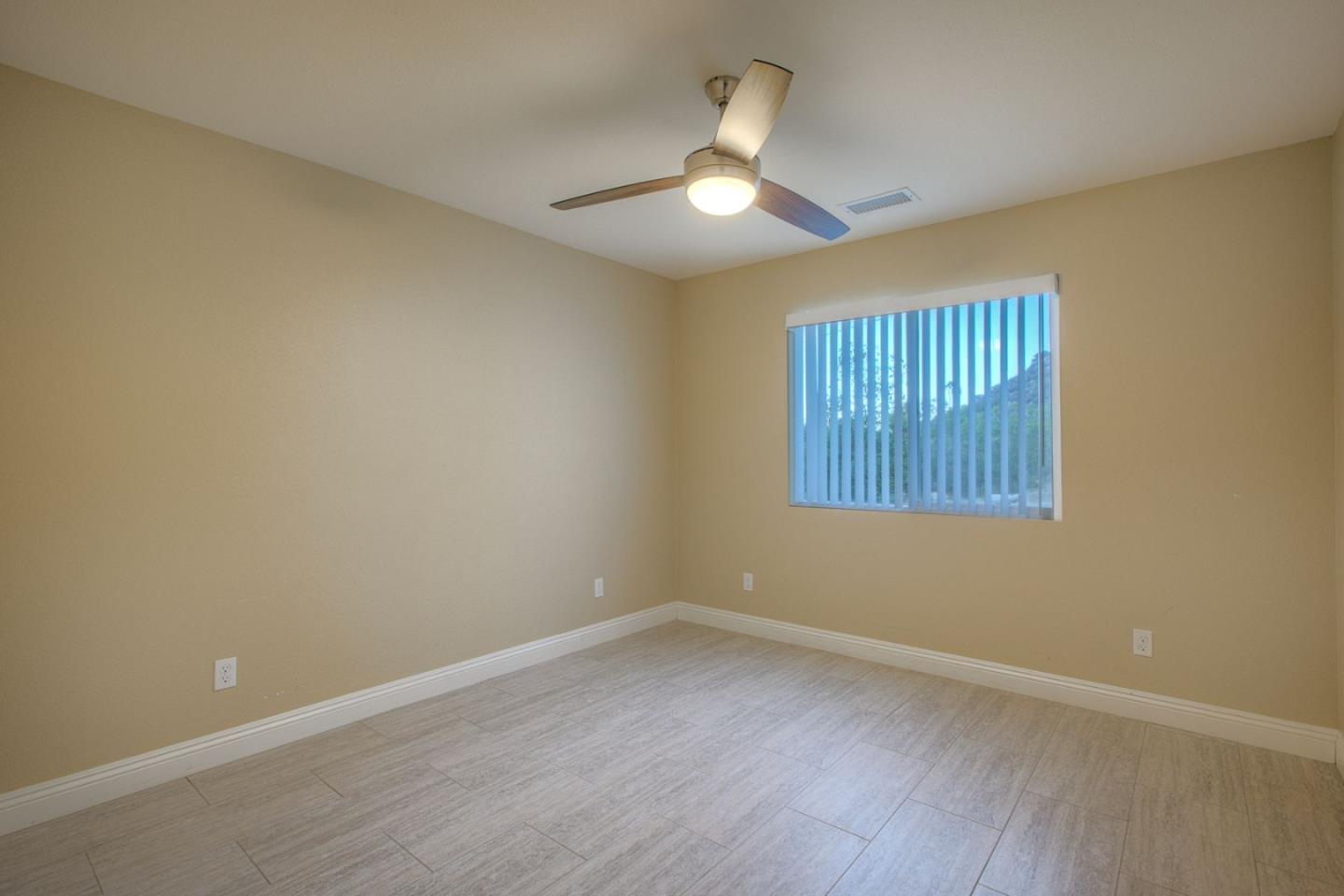 Detail Gallery Image 26 of 35 For 18261 Sanders Dr, Lake Elsinore,  CA 92530 - 3 Beds | 2 Baths