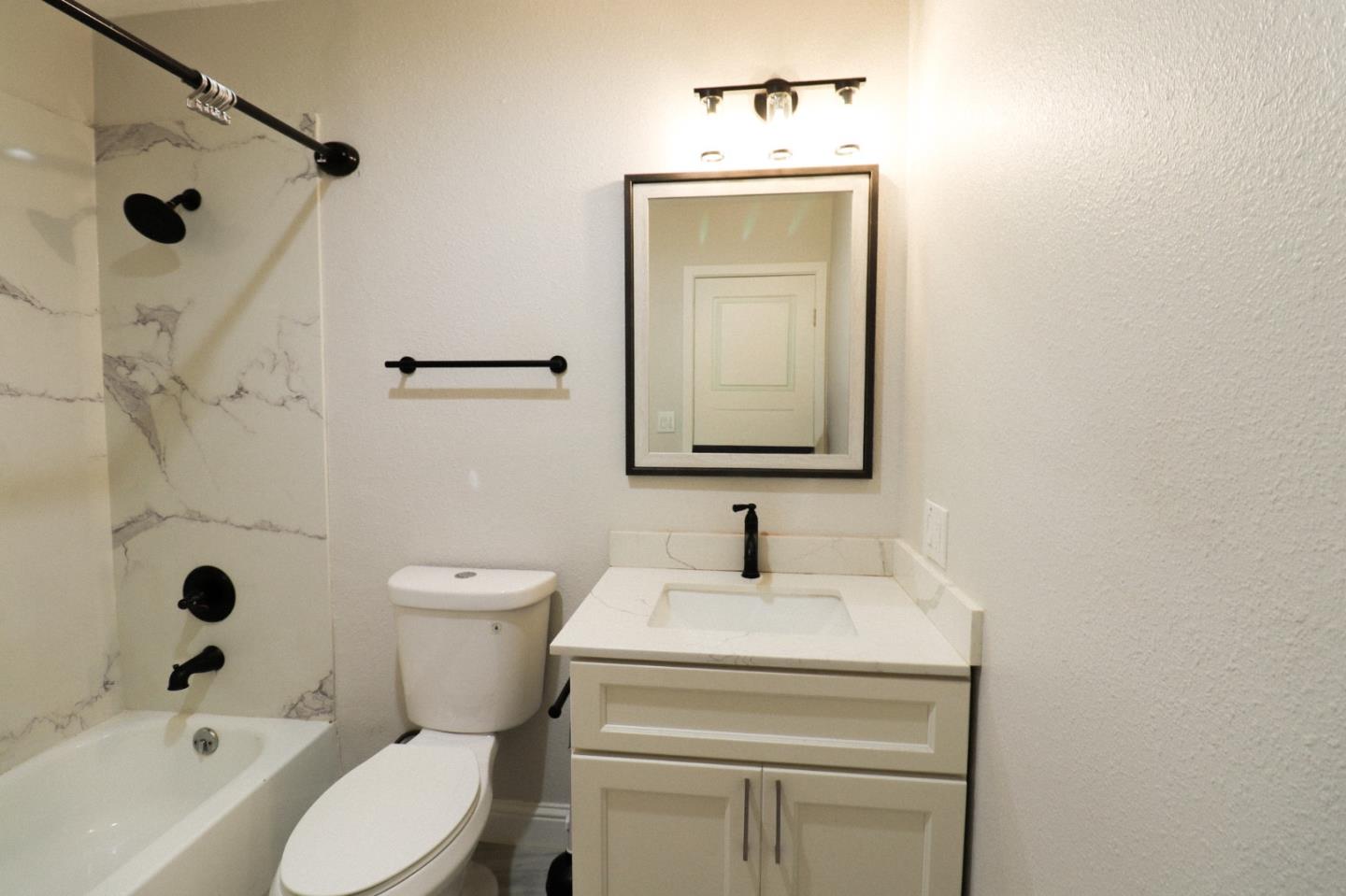 Detail Gallery Image 30 of 39 For 1331 87th Ave, Oakland,  CA 94621 - – Beds | – Baths