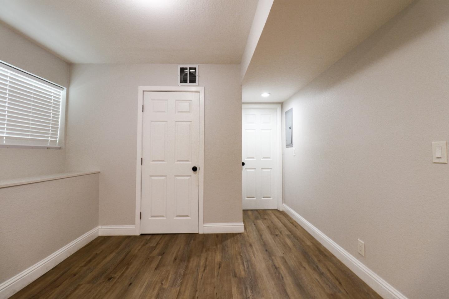 Detail Gallery Image 37 of 39 For 1331 87th Ave, Oakland,  CA 94621 - – Beds | – Baths