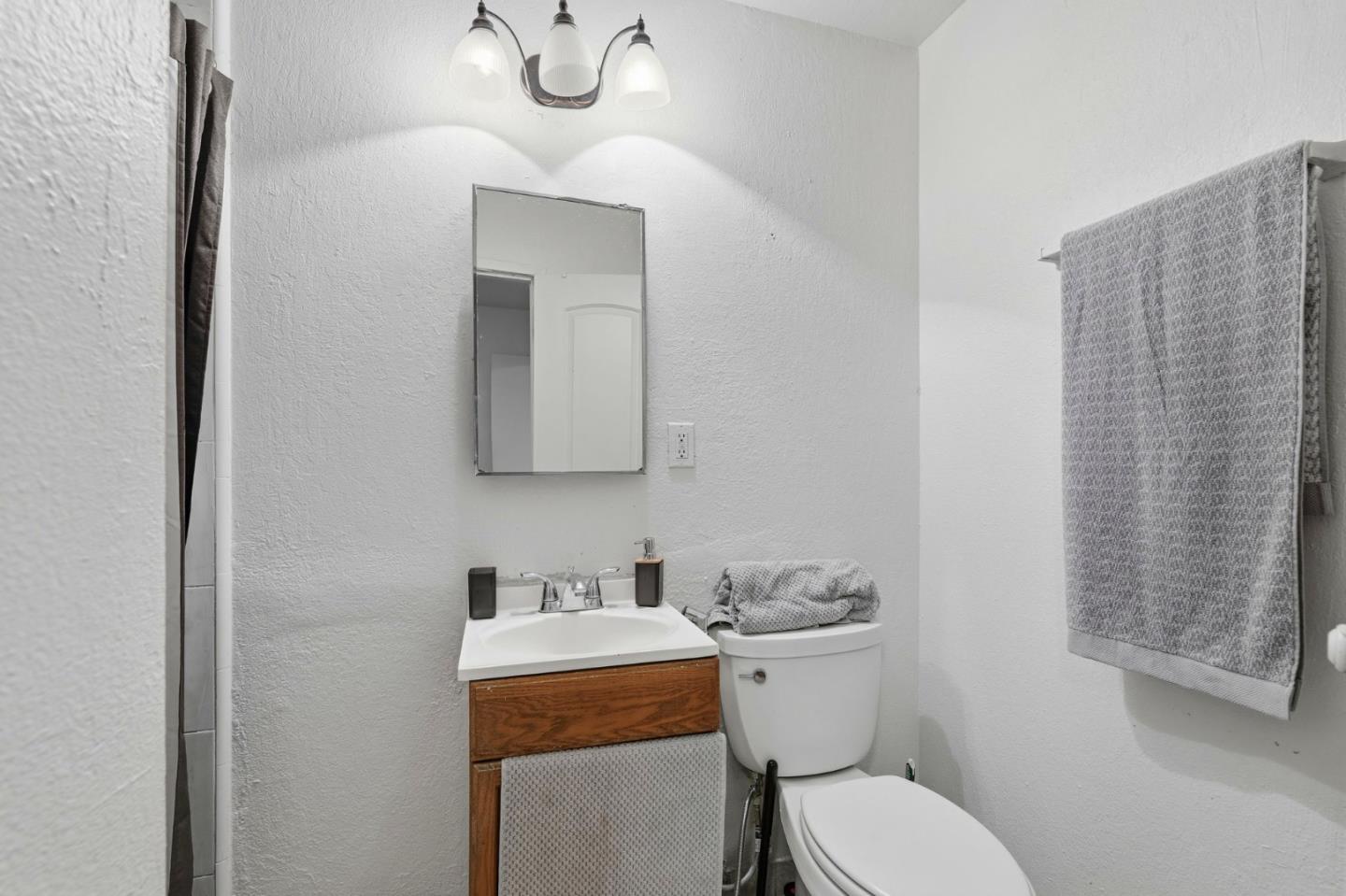 Detail Gallery Image 8 of 13 For 92 N 6th St, San Jose,  CA 95112 - – Beds | – Baths