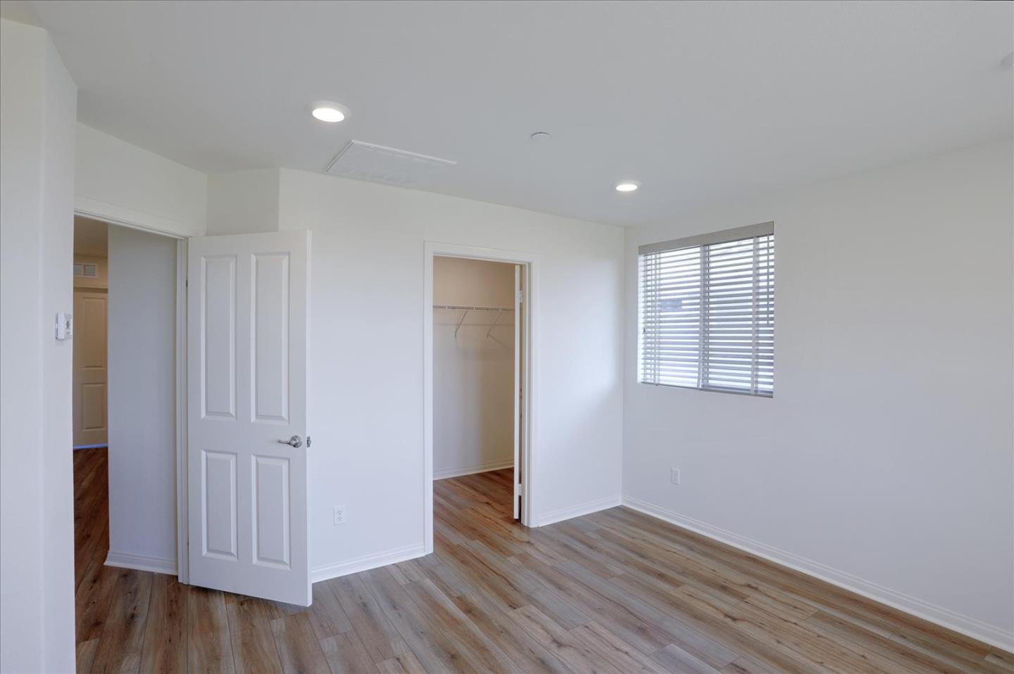 Detail Gallery Image 26 of 46 For 9153 Foster Ln, Chatsworth,  CA 91311 - 4 Beds | 3/1 Baths