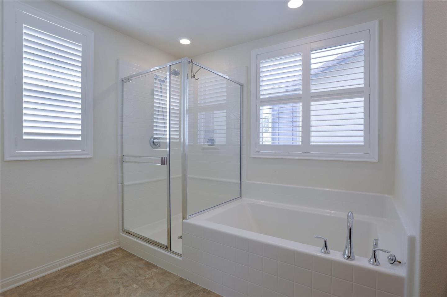 Detail Gallery Image 34 of 46 For 9153 Foster Ln, Chatsworth,  CA 91311 - 4 Beds | 3/1 Baths