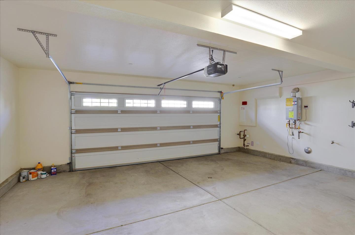 Detail Gallery Image 39 of 46 For 9153 Foster Ln, Chatsworth,  CA 91311 - 4 Beds | 3/1 Baths