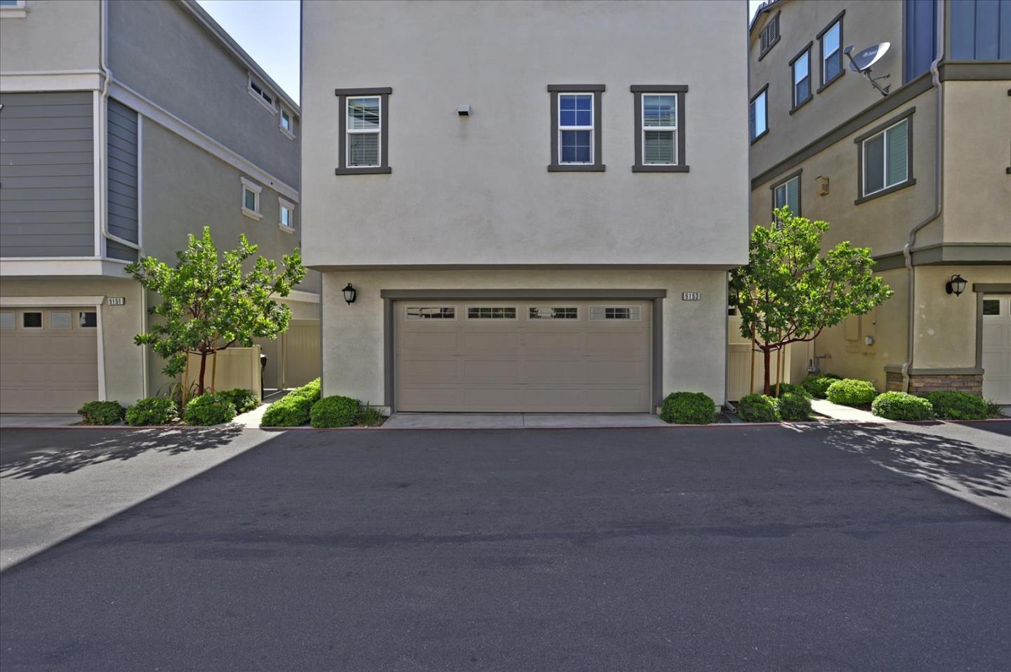 Detail Gallery Image 43 of 46 For 9153 Foster Ln, Chatsworth,  CA 91311 - 4 Beds | 3/1 Baths