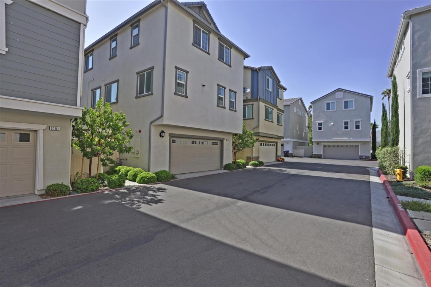 Detail Gallery Image 44 of 46 For 9153 Foster Ln, Chatsworth,  CA 91311 - 4 Beds | 3/1 Baths