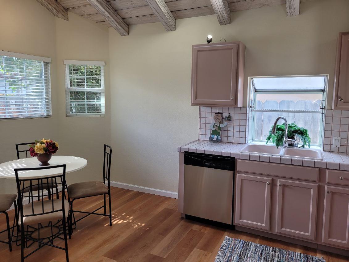 Detail Gallery Image 6 of 25 For 1713 Goodwin St, Seaside,  CA 93955 - 3 Beds | 2 Baths