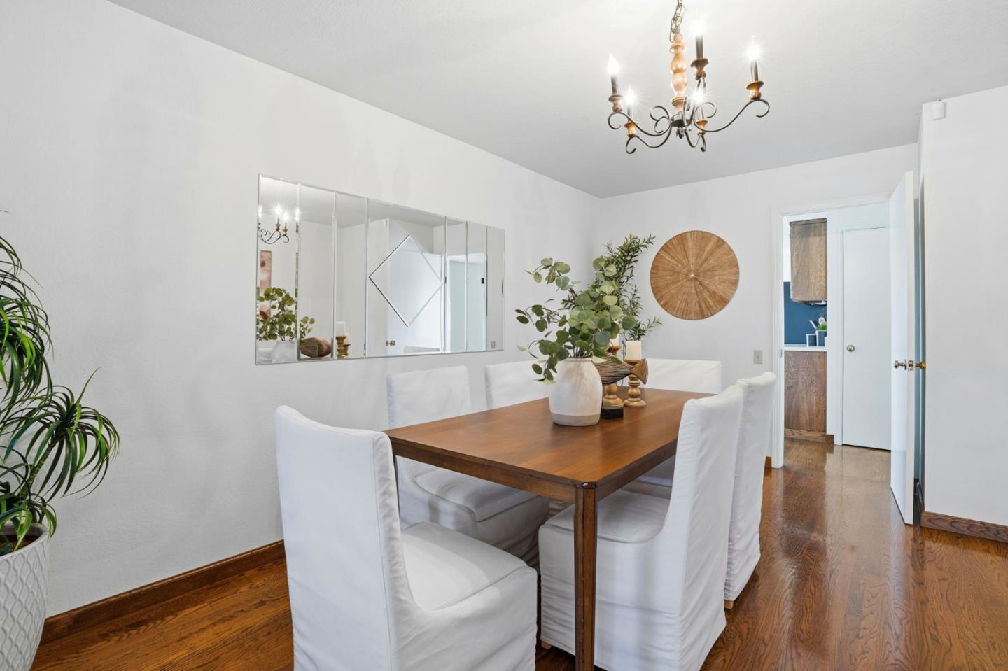 Detail Gallery Image 18 of 46 For 1190 Flying Fish St, Foster City,  CA 94404 - 4 Beds | 2 Baths