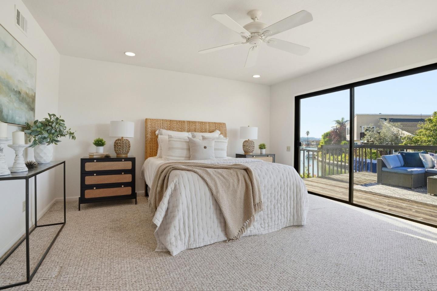 Detail Gallery Image 27 of 46 For 1190 Flying Fish St, Foster City,  CA 94404 - 4 Beds | 2 Baths