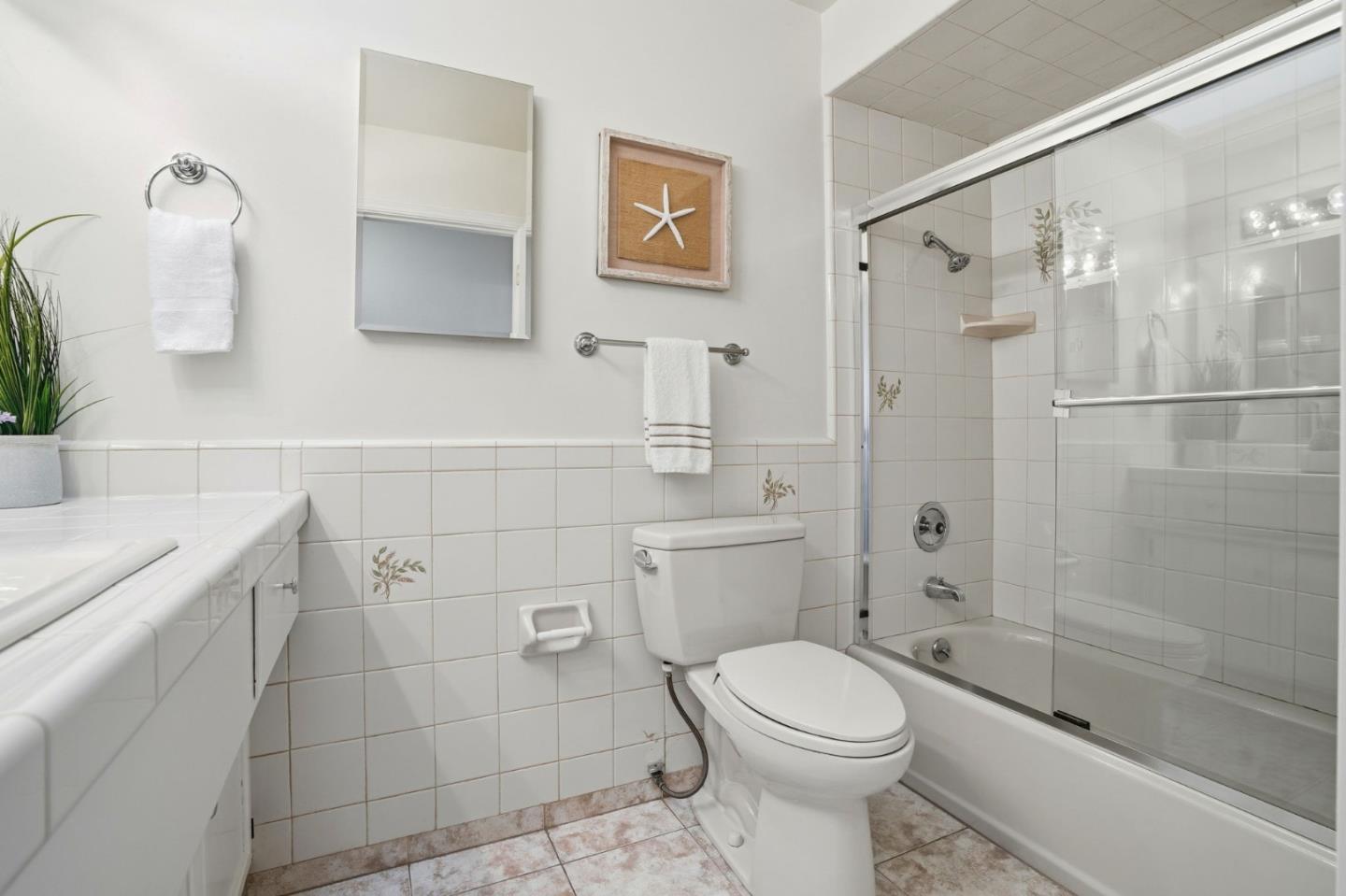 Detail Gallery Image 37 of 46 For 1190 Flying Fish St, Foster City,  CA 94404 - 4 Beds | 2 Baths