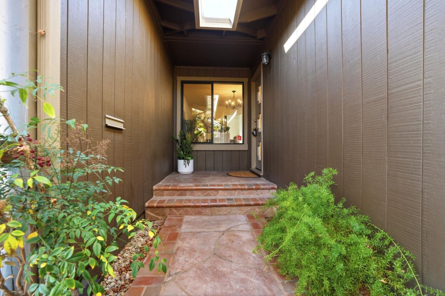 Detail Gallery Image 40 of 46 For 1190 Flying Fish St, Foster City,  CA 94404 - 4 Beds | 2 Baths